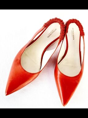 Bottega Veneta Red Pointed Leather Slingback Flats - EUC